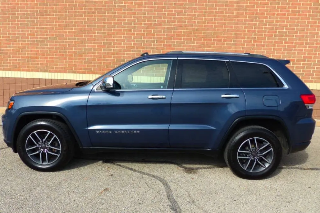 2019 Jeep Grand Cherokee Limited photo 1