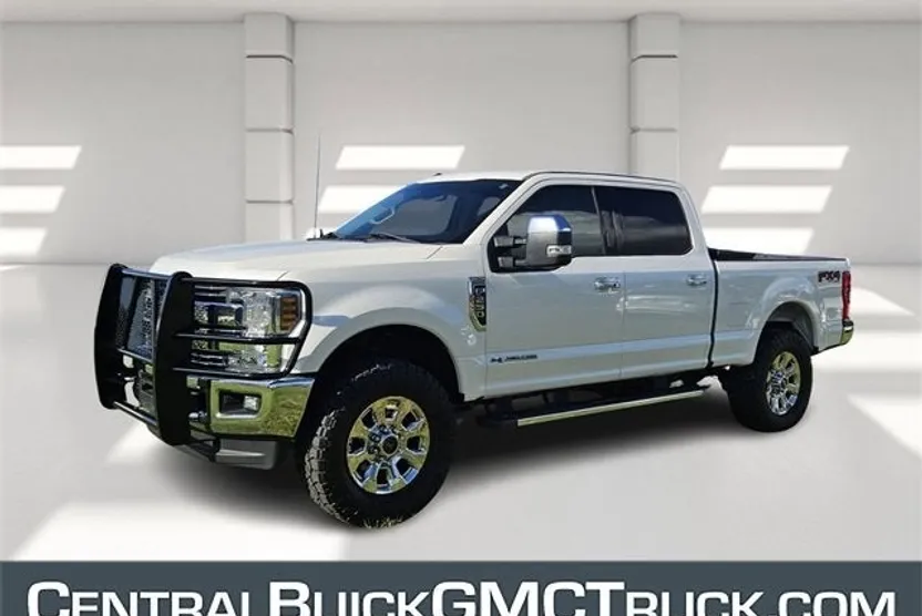 2018 Ford F-250 Lariat photo 1