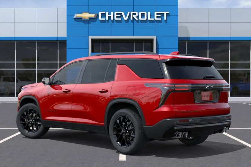 2025 Chevrolet Traverse photo 1