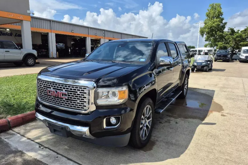 2017 Gmc Canyon Denali photo 1