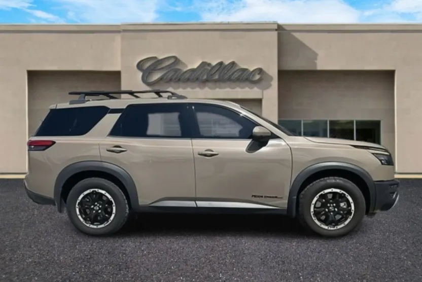 2024 Nissan Pathfinder Rock Creek photo 1