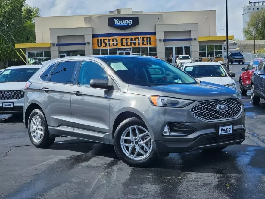 2024 Ford Edge SEL photo 1