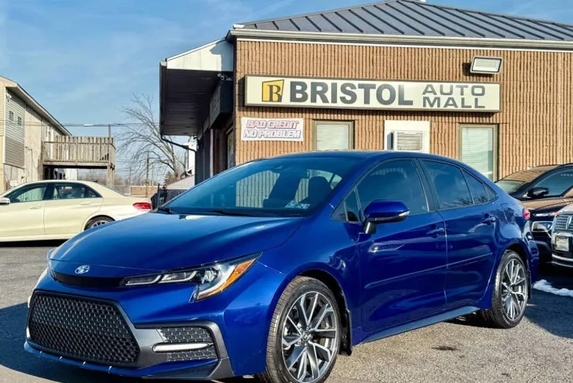 2021 Toyota Corolla SE photo 1