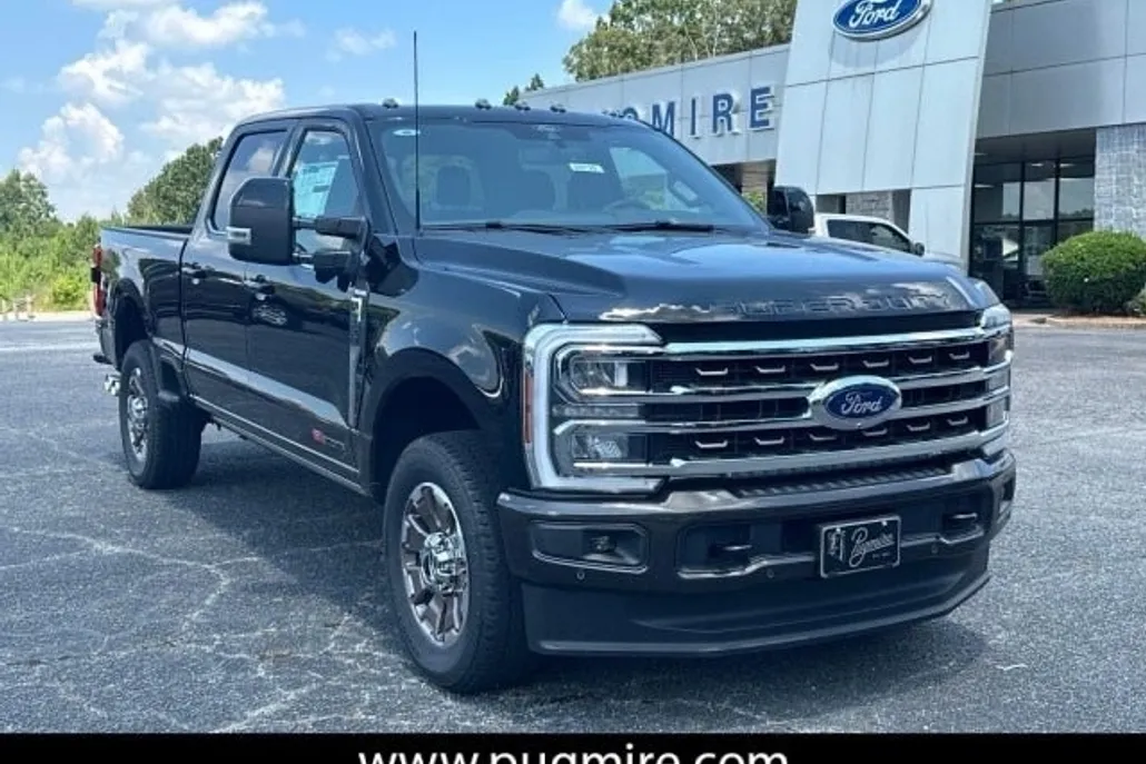 2025 Ford F-350 King Ranch photo 1