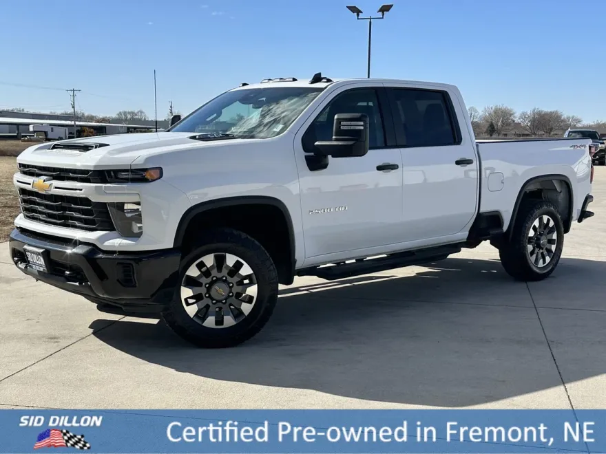 2024 Chevrolet Silverado 2500HD Custom photo 1