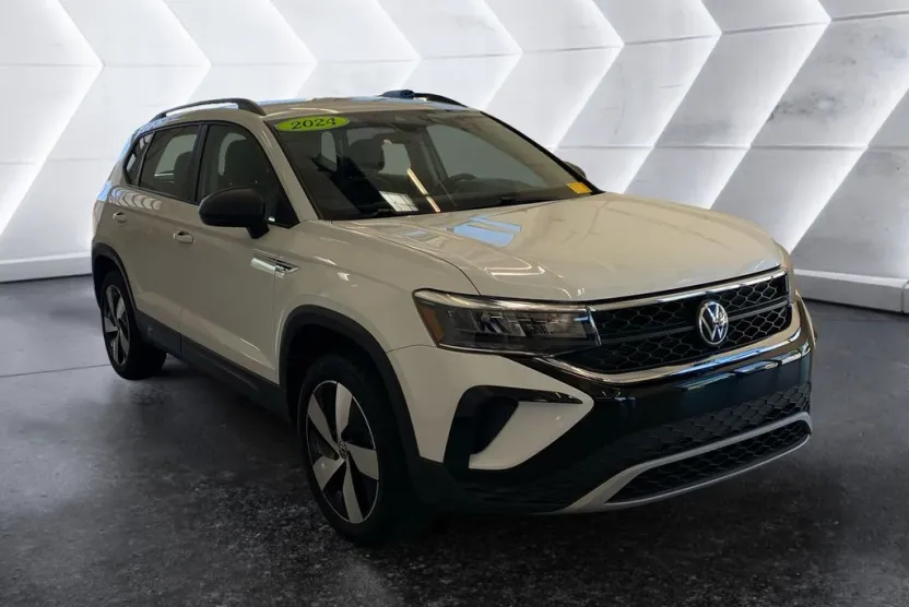 2024 Volkswagen Taos S photo 1