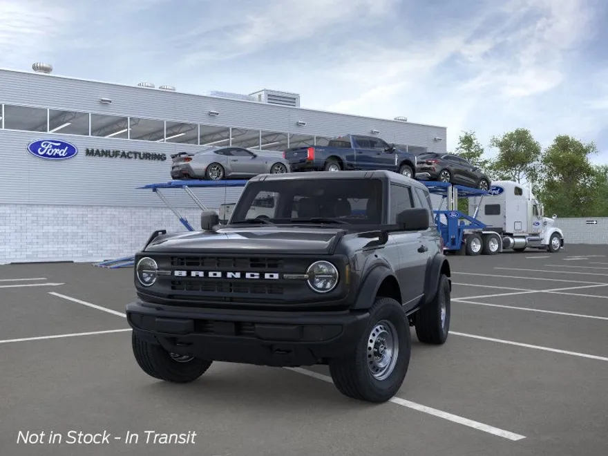 2025 Ford Bronco Base photo 1