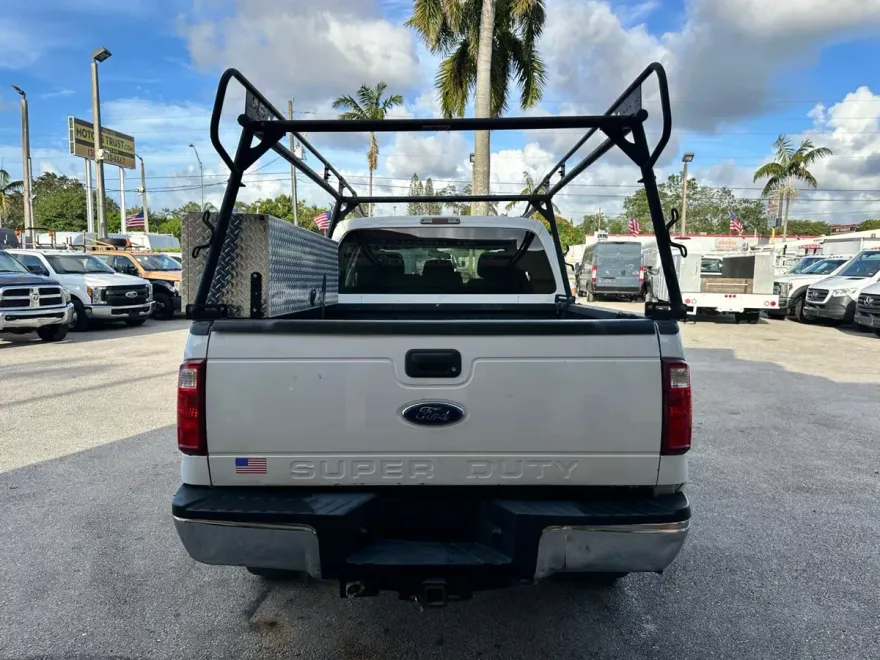 2015 Ford F-350 photo 1