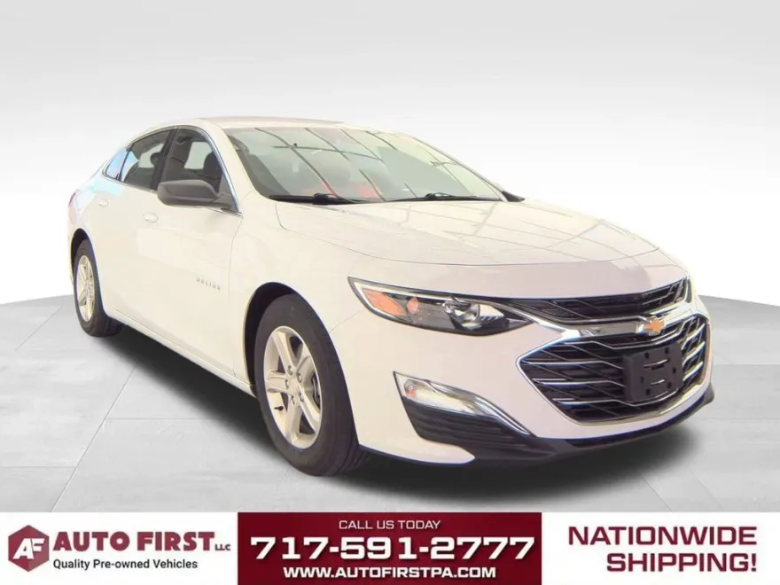 2023 Chevrolet Malibu LS photo 1