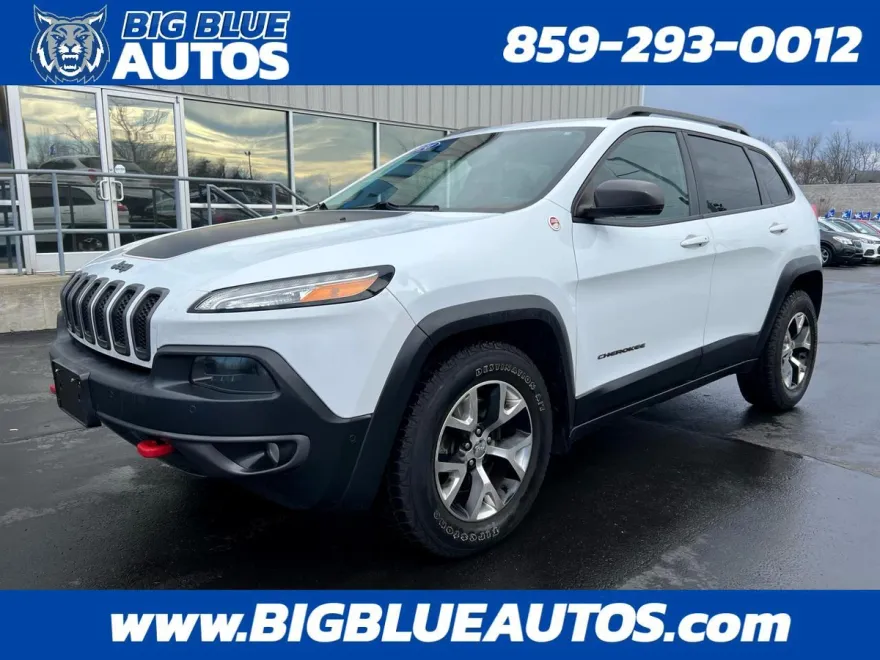 2014 Jeep Cherokee Trailhawk photo 1