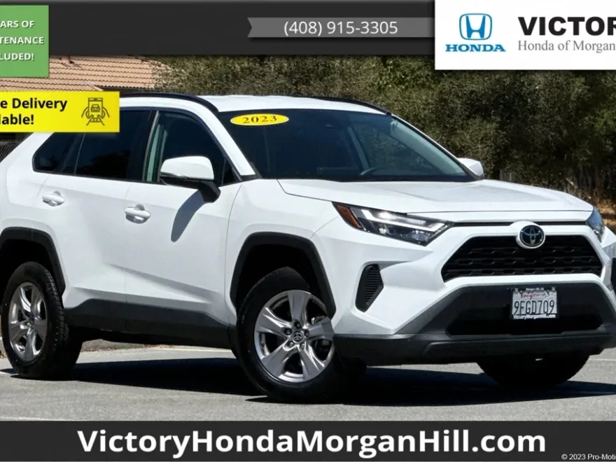 2023 Toyota RAV4 XLE photo 1