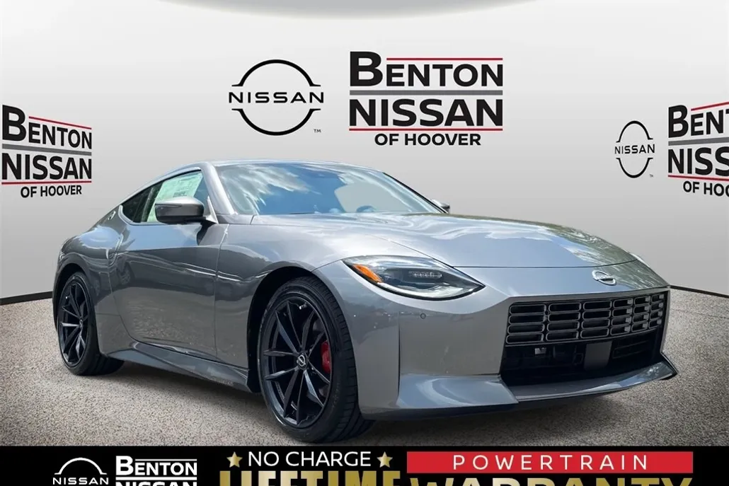 2025 Nissan Z Performance photo 1