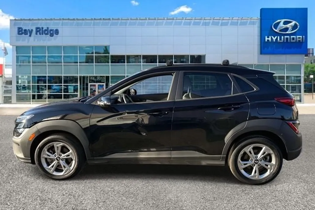 2023 Hyundai Kona SEL photo 1