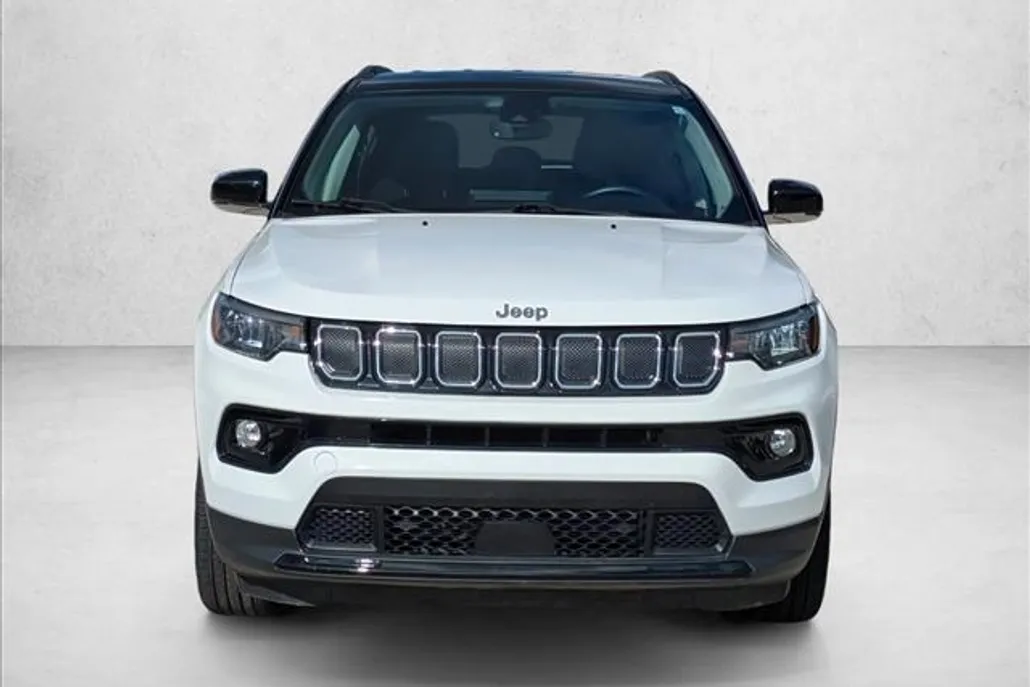 2022 Jeep Compass Limited photo 1