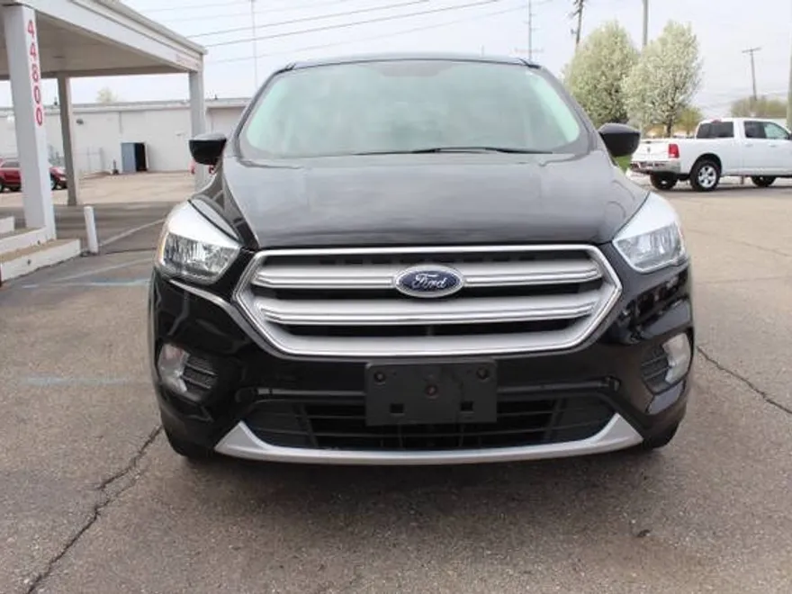 2017 Ford Escape SE photo 1