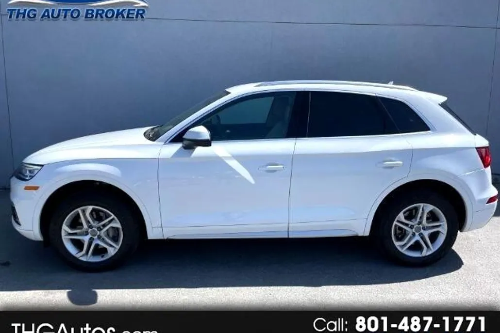 2019 Audi Q5 Premium photo 1