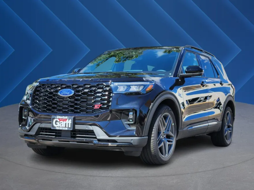 2025 Ford Explorer ST photo 1