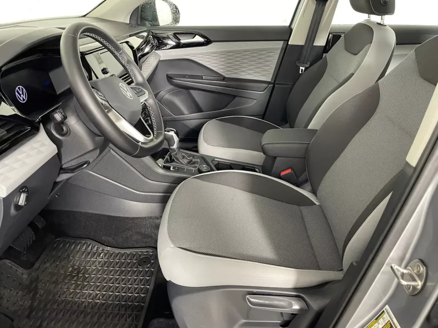 2024 Volkswagen Taos S photo 1