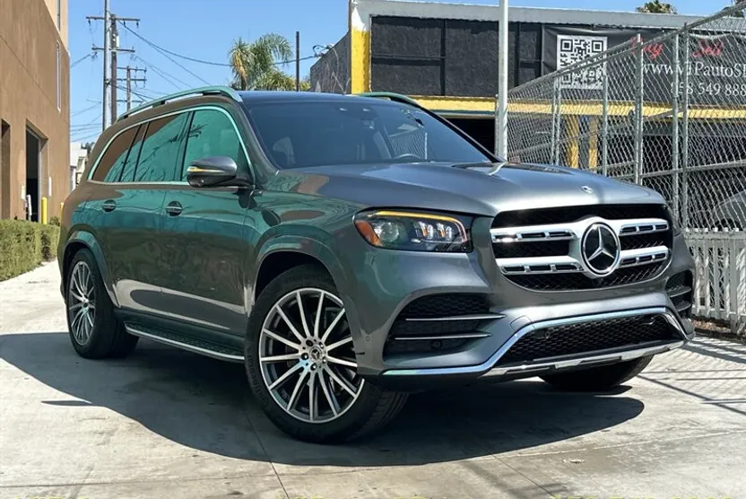 2023 Mercedes Benz GLS 450 4MATIC photo 1