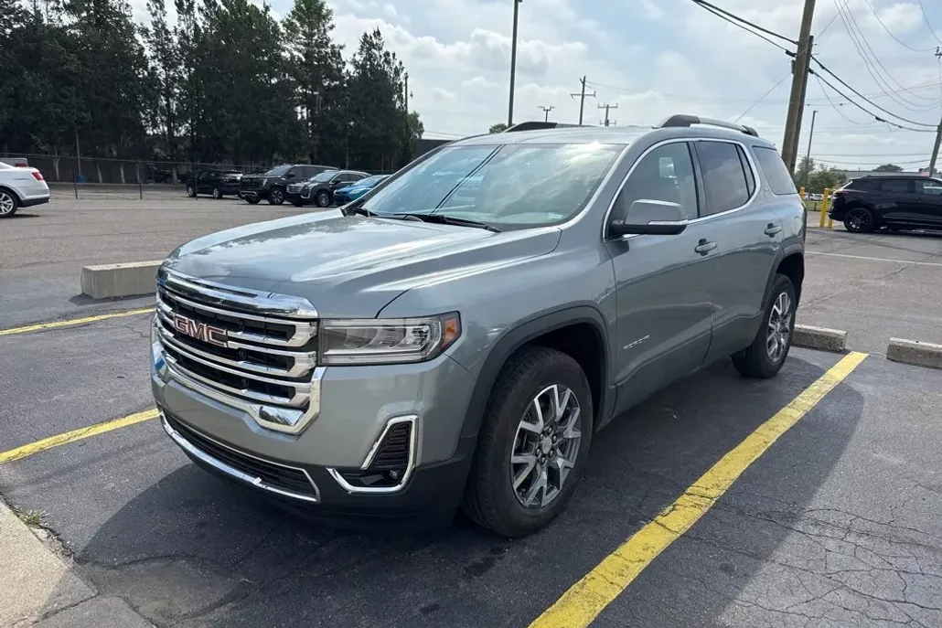 2023 Gmc Acadia SLT photo 1