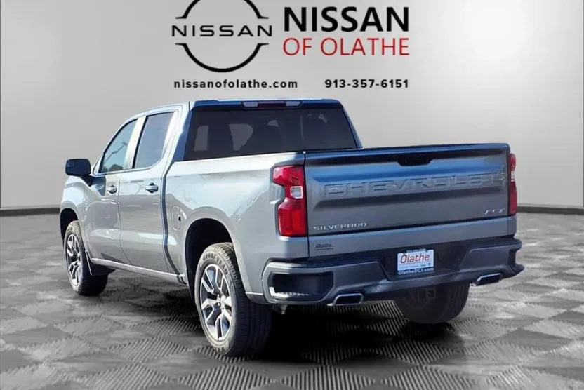 2022 Chevrolet Silverado 1500 RST photo 1