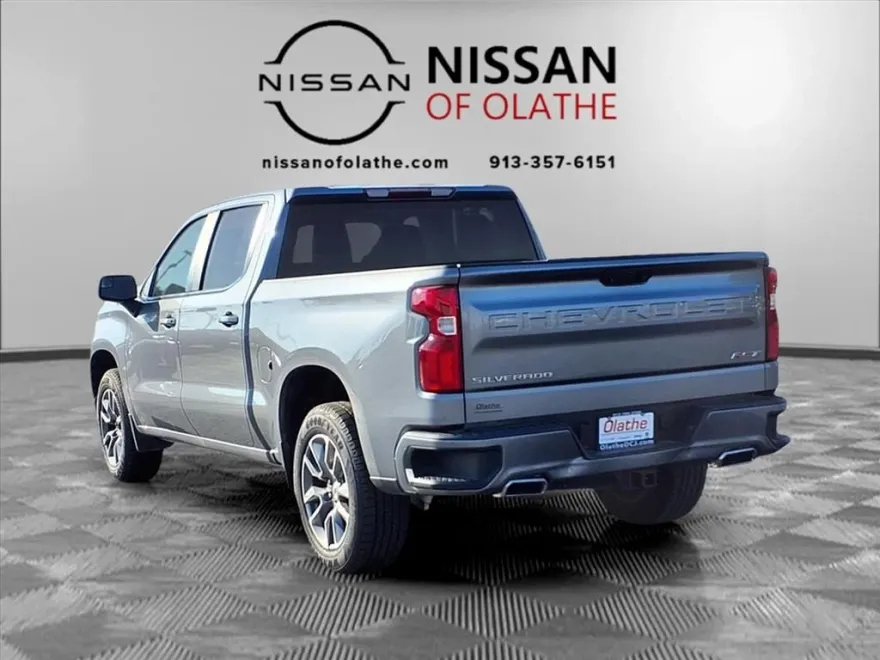 2022 Chevrolet Silverado 1500 RST photo 1