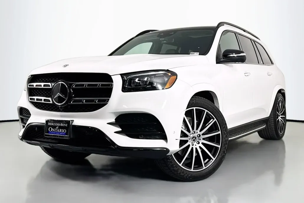2023 Mercedes Benz GLS 450 4MATIC photo 1