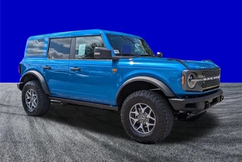 2025 Ford Bronco Badlands photo 1