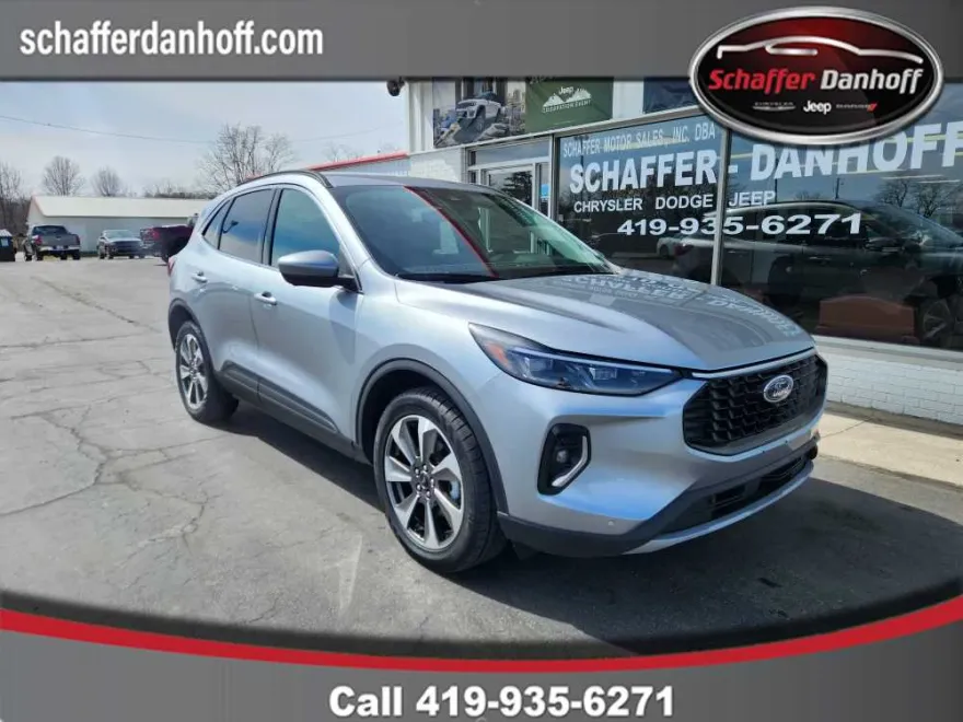 2023 Ford Escape Platinum photo 1