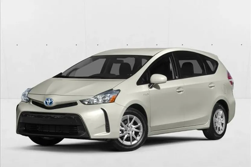 2015 Toyota Prius V Two photo 1