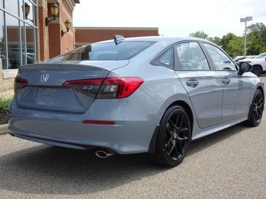 2023 Honda Civic Sport photo 1