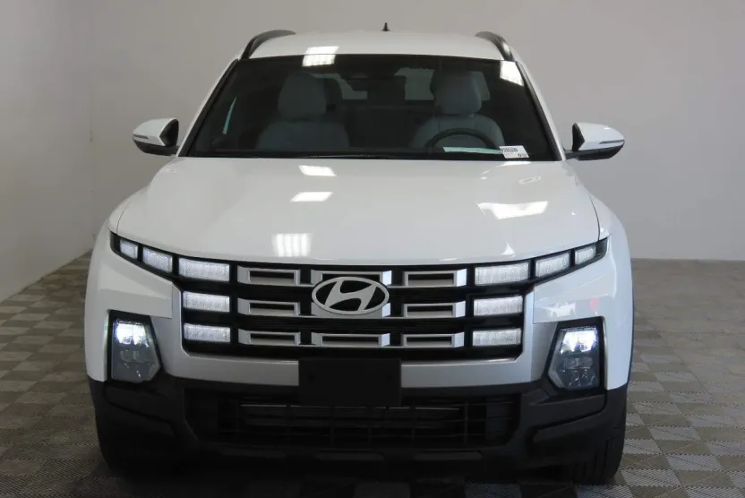 2025 Hyundai Santa Cruz SEL photo 1