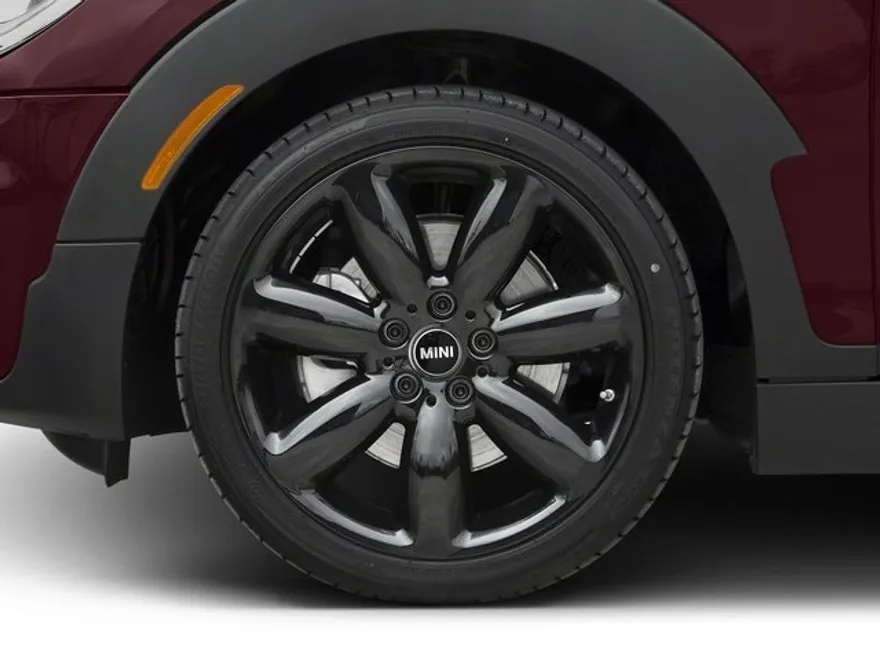 2017 Mini Cooper Base S ALL4 photo 11