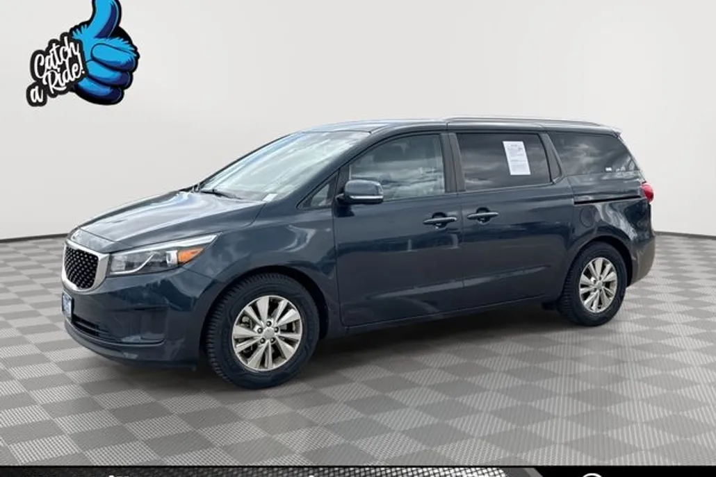 2017 Kia Sedona LX photo 1