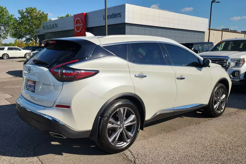 2024 Nissan Murano Platinum photo 1