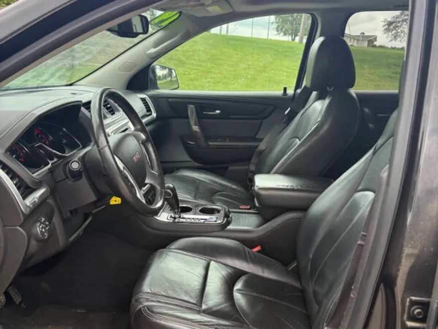 2014 Gmc Acadia SLT photo 1