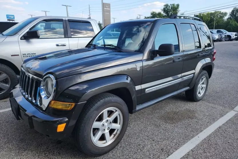 2006 Jeep Liberty Limited Sport photo 1