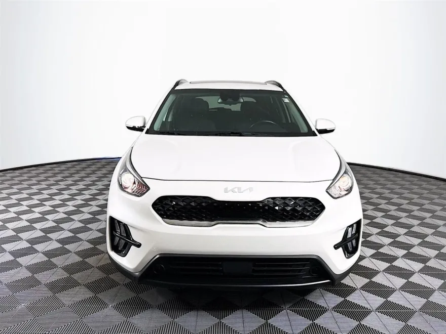 2022 Kia Niro Touring Special Edition photo 1