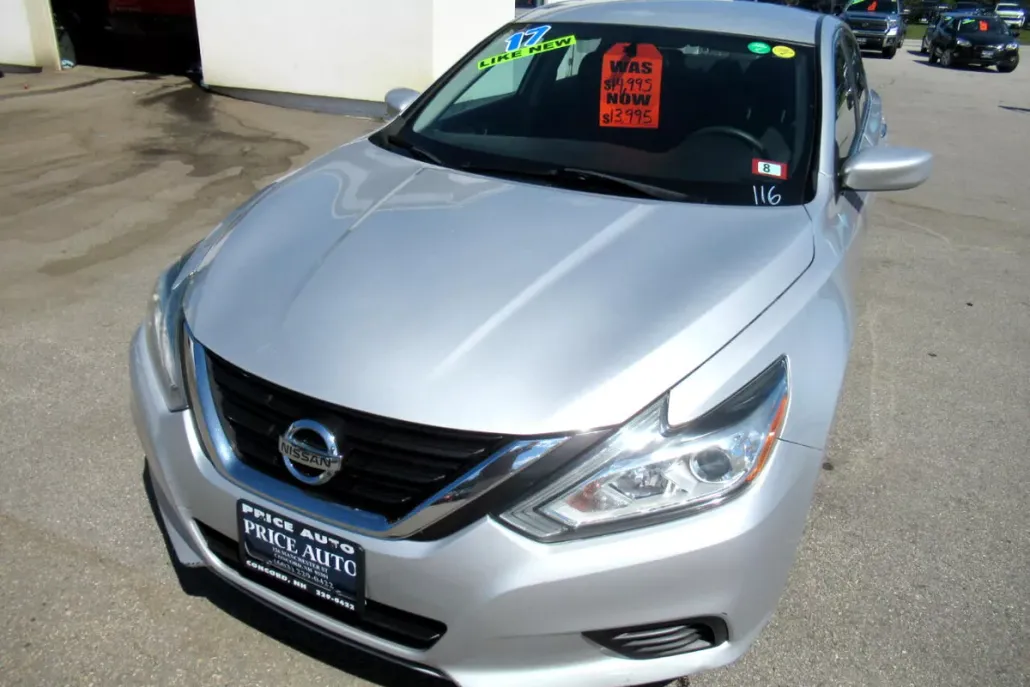 2017 Nissan Altima 2.5 S photo 1