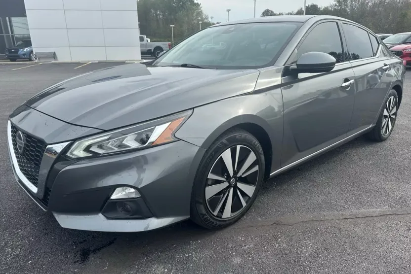 2019 Nissan Altima 2.5 SL photo 1