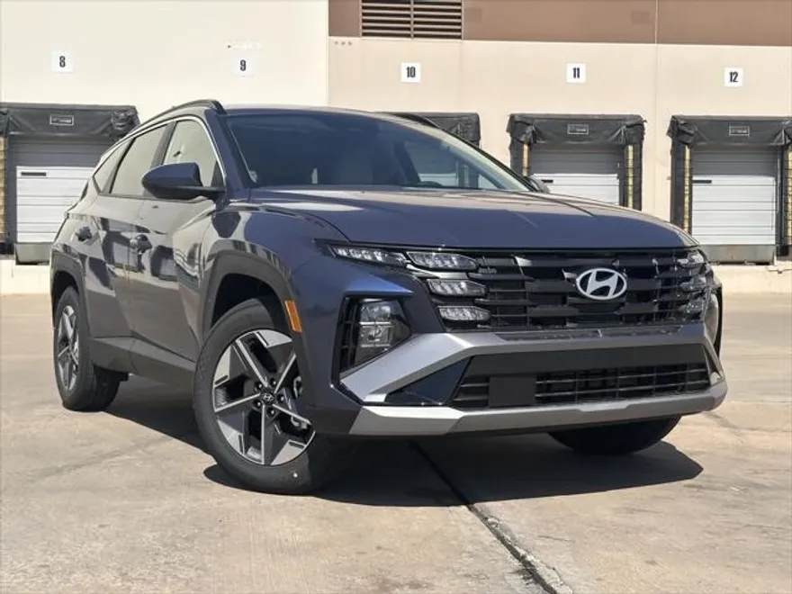 2025 Hyundai Tucson SEL photo 1