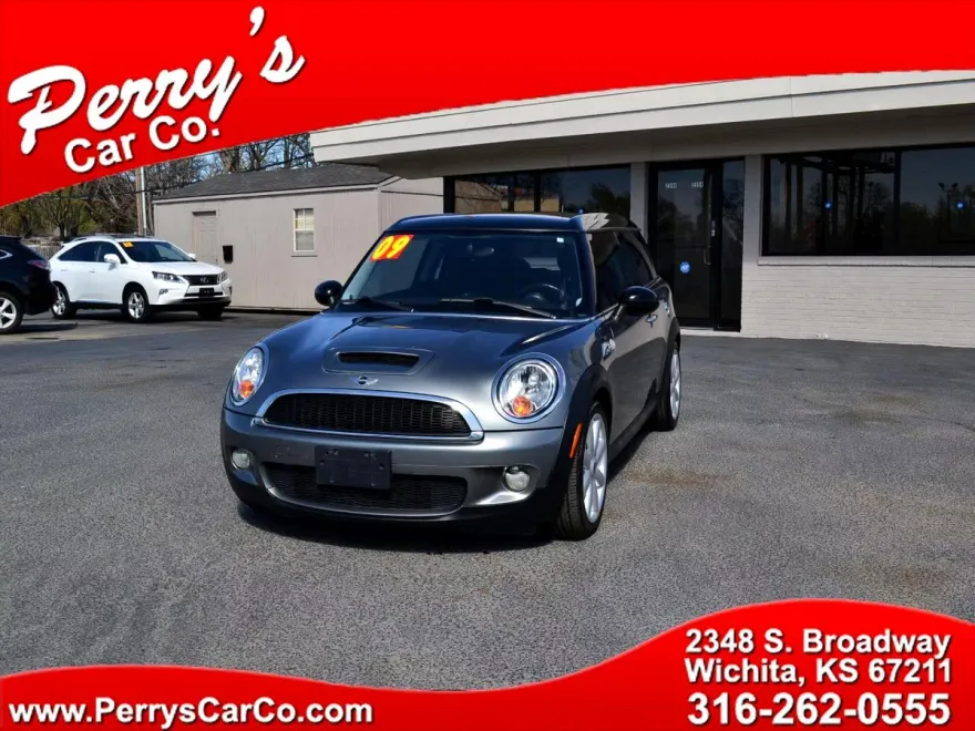 2009 Mini Clubman Base S photo 1