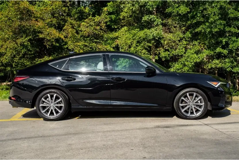 2023 Acura Integra Base photo 1