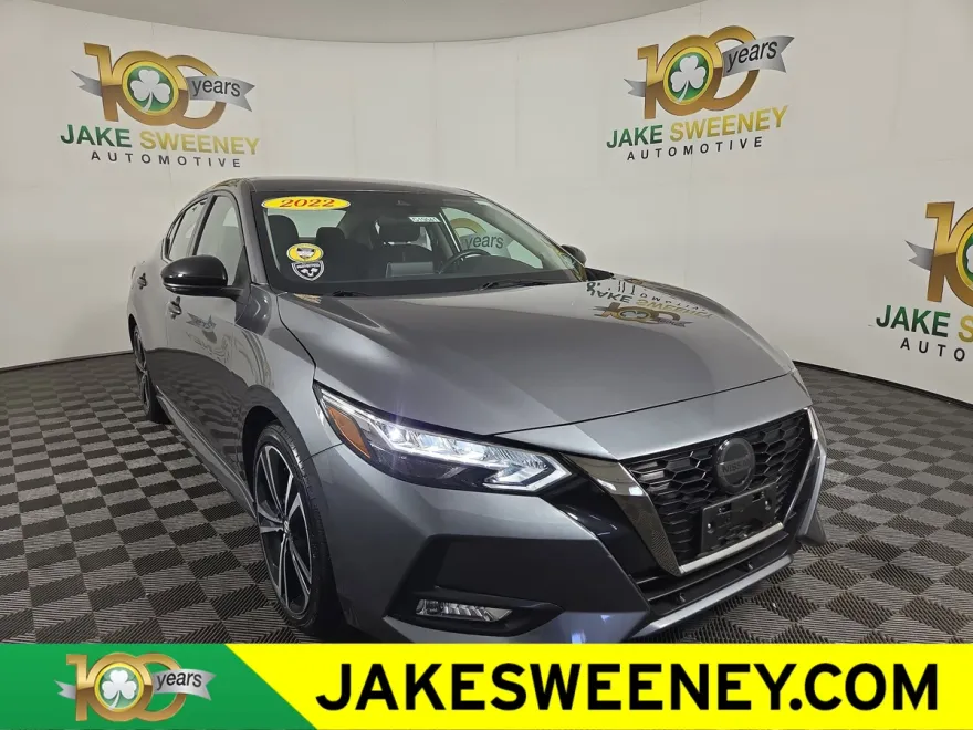 2022 Nissan Sentra SR photo 1