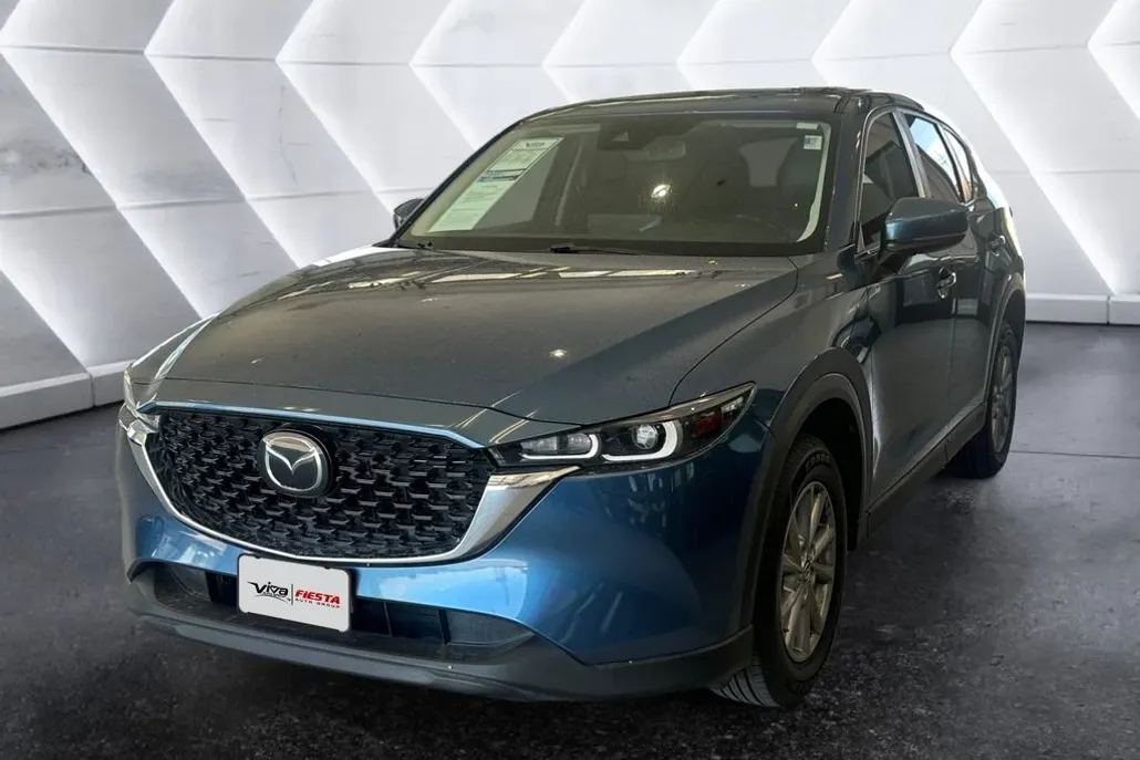 2023 Mazda CX-5 2.5 S Preferred photo 1