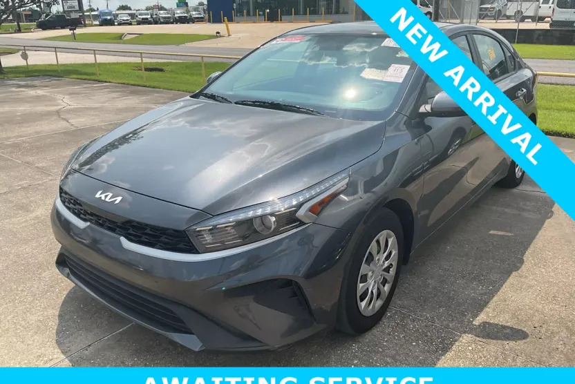 2024 Kia Forte LX photo 1