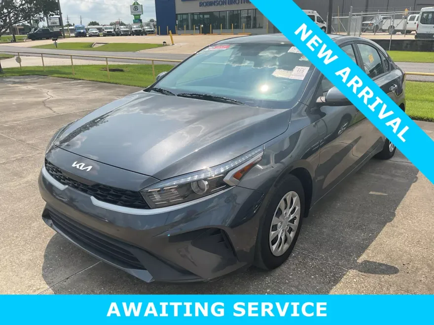 2024 Kia Forte LX photo 1