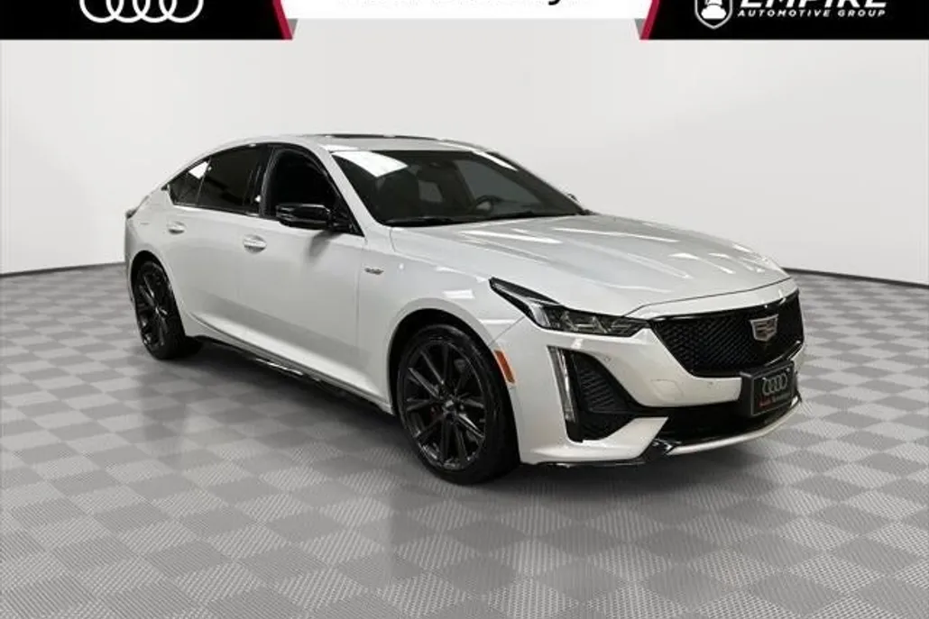 2023 Cadillac CT5 V photo 1