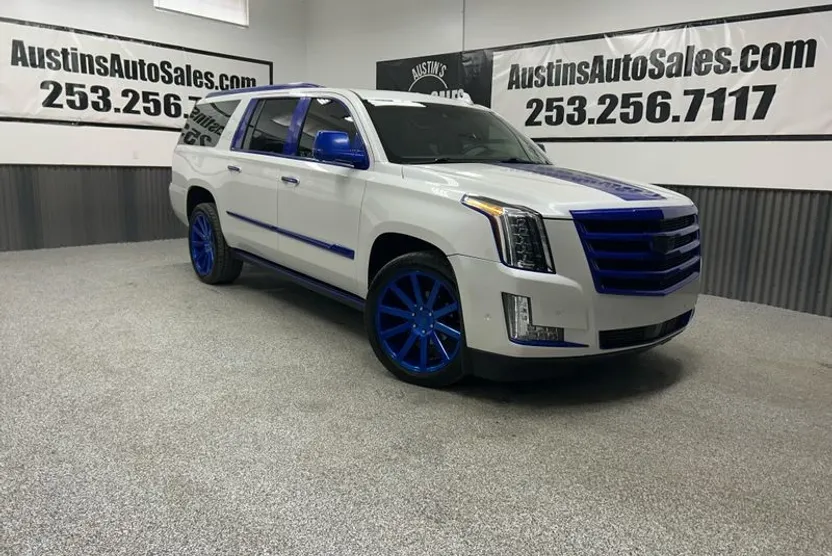 2017 Cadillac Escalade ESV Premium Luxury photo 1
