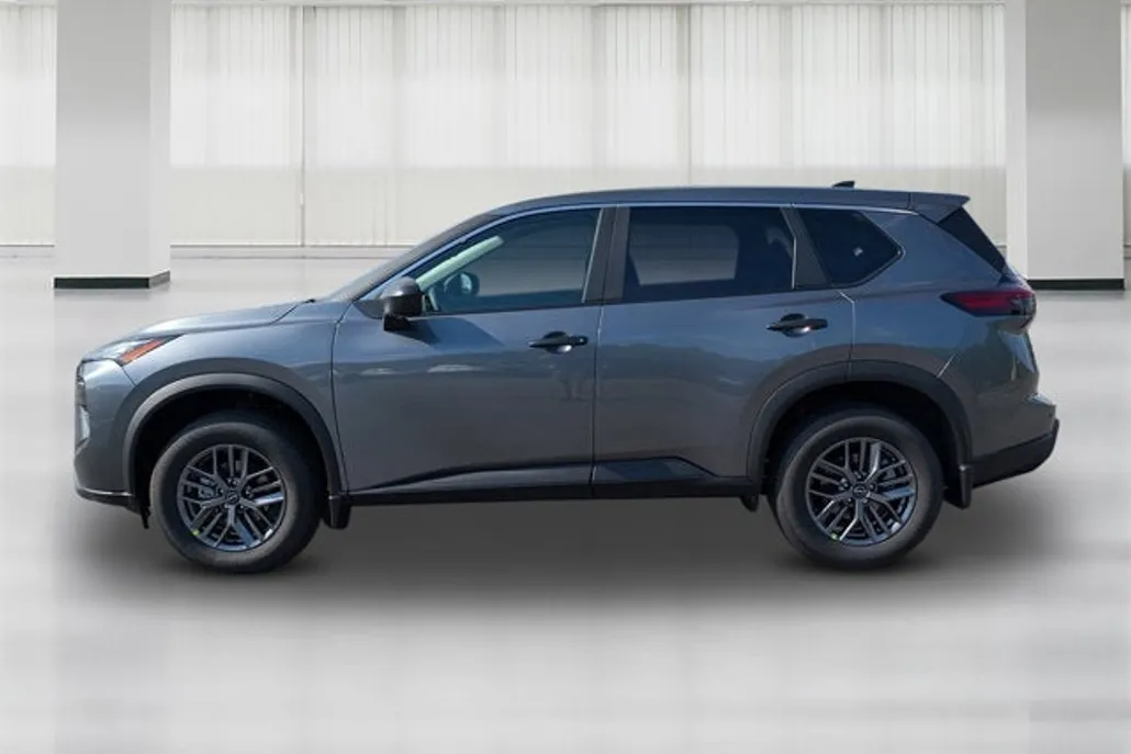 2025 Nissan Rogue S photo 1